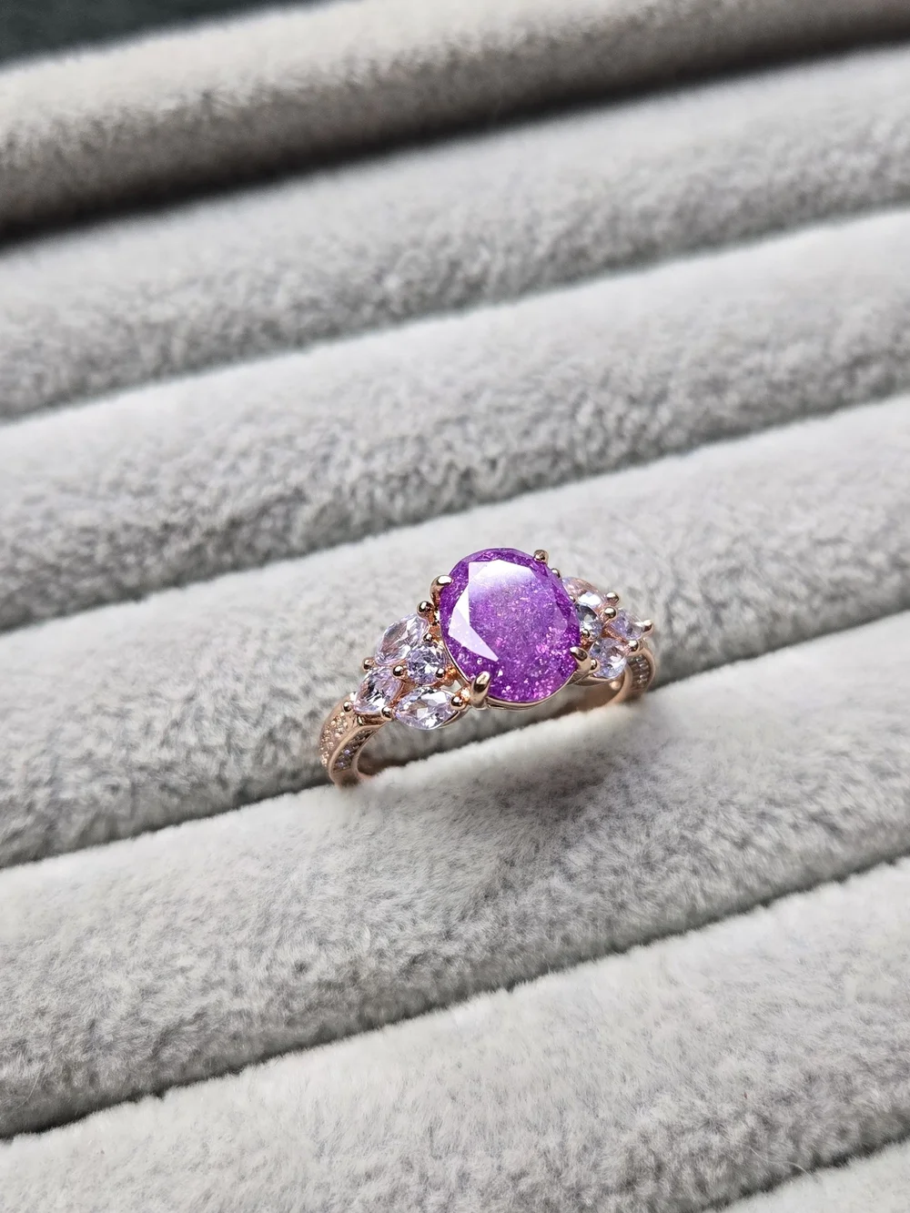 Size 8 Ice Crystal Amethyst Rose Gold Plated Bomb Party Ring